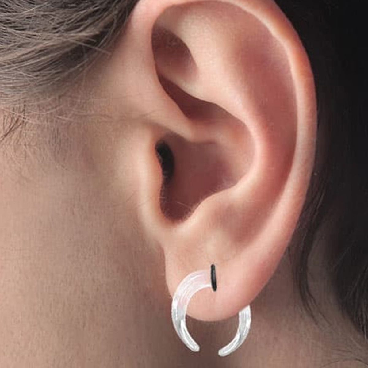 Acrylic Clear Bull Horn Tapers Septum & Ear Plugs with 2 O-Rings