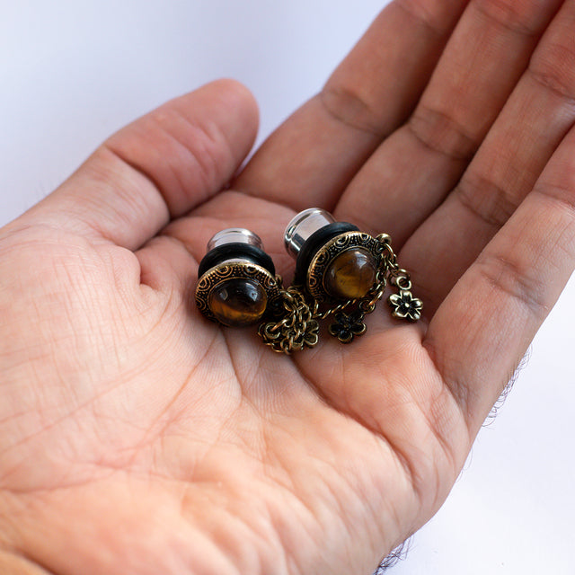 Surgical Steel Ear Gauge Dangles with Tiger's Eye Flower - Pair - photo 3