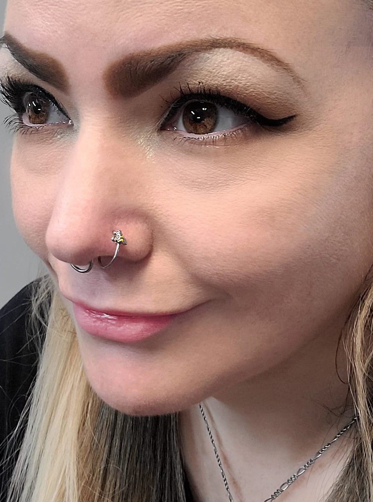 Surgical Steel 20 Gauge Nose Hoop with Bumble Bee - photo 3