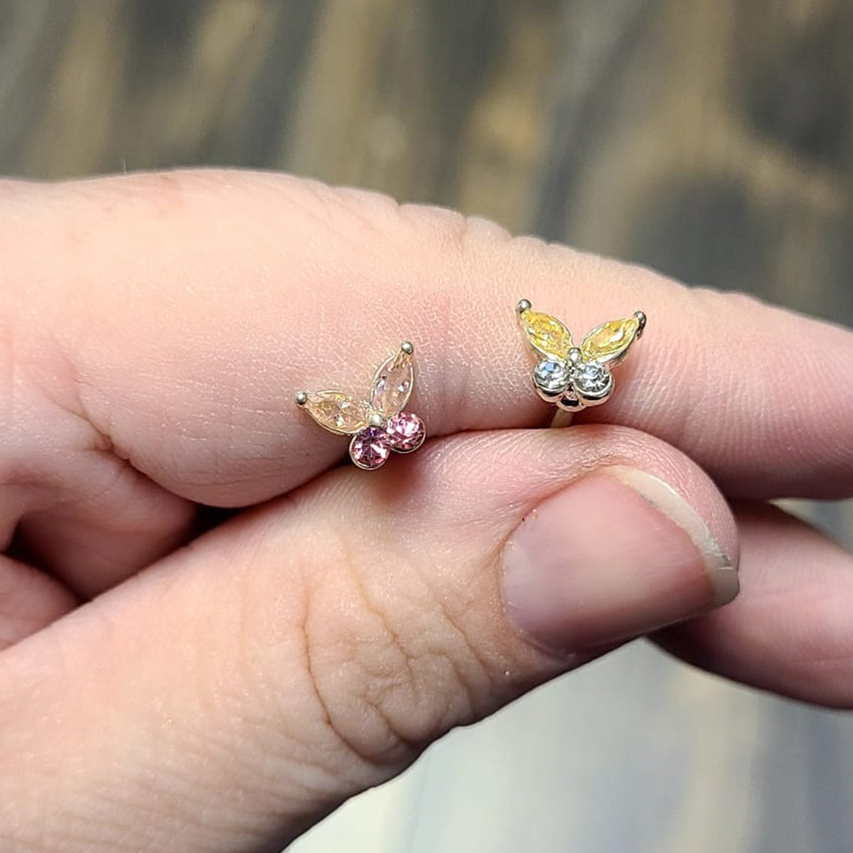 Surgical Steel Tongue Barbell 14G 16mm with Butterfly CZ - 2 Colors - photo 4