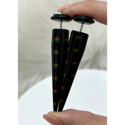 Acrylic Pot Leaf Fake Ear Tapers 16G - Pair - photo 4
