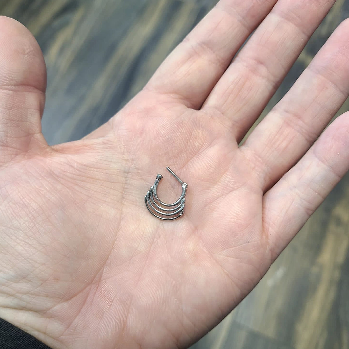 Surgical Steel 16 Gauge Hinged Septum Clicker Triple Play Ring - photo 4