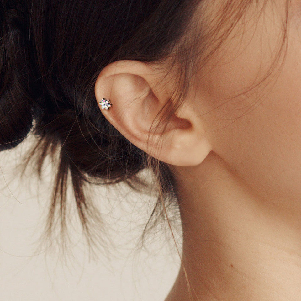 Titanium 18 to 20 Gauge CZ Flower End Labret Stud - Pair