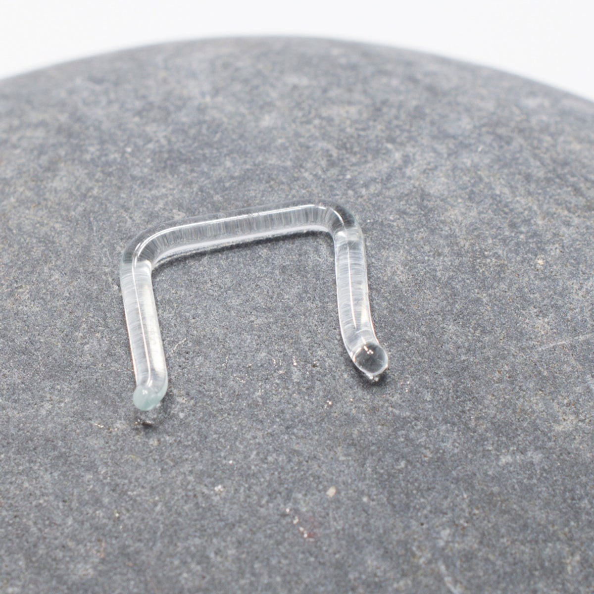 Glass Pyrex Clear Basic Septum Retainer - 16 or 14 Gauge - 1/4" (6 mm) - Kruelty - Photo 3