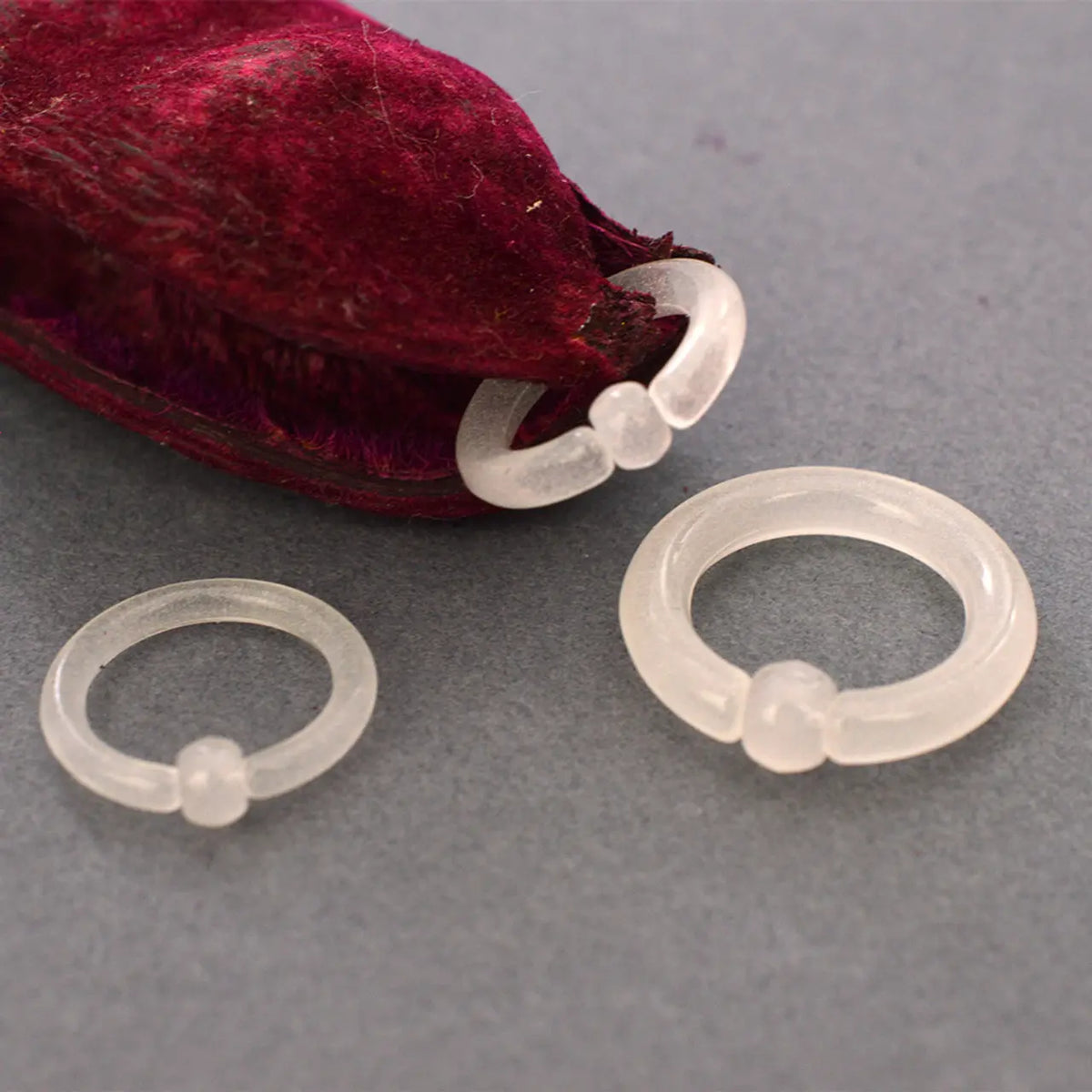 Glow in the Dark Acrylic 8 to 12 Gauge Septum Clicker Hoop - photo 2