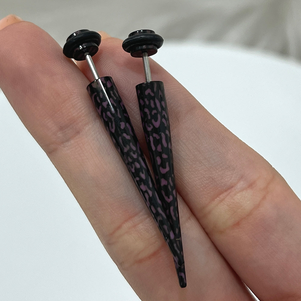 Acrylic 16 Gauge Fake Ear Tapers with Purple Black Leopard Skin - Pair - photo 4
