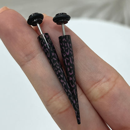 Acrylic 16 Gauge Fake Ear Tapers with Purple Black Leopard Skin - Pair - photo 4