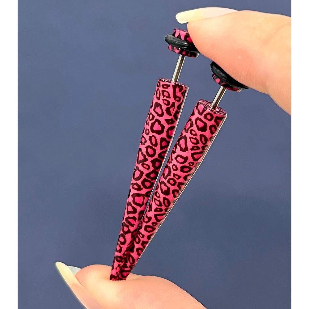 Acrylic Pink & Black Leopard Skin Fake Ear Tapers 16G - Pair - photo 4